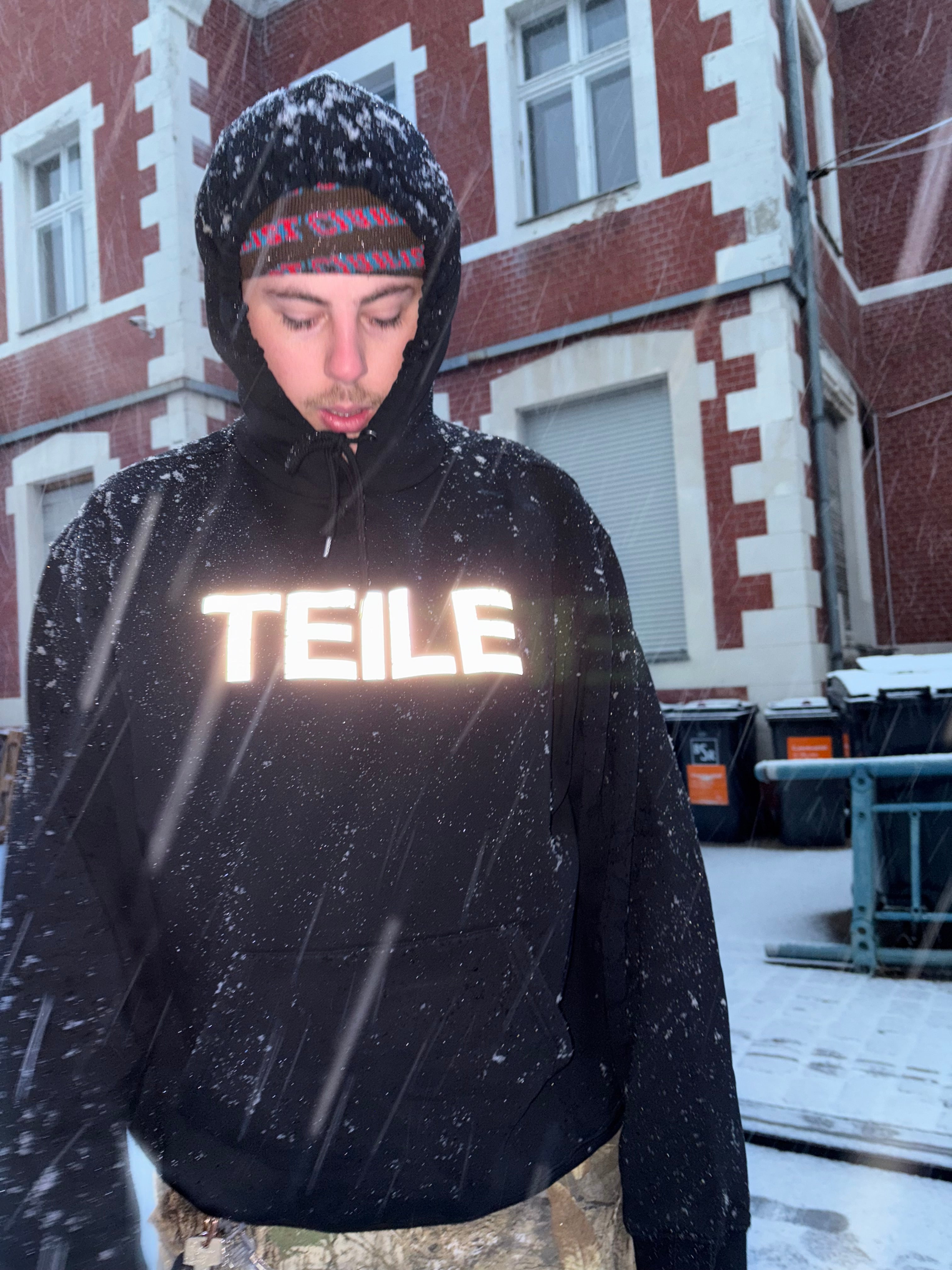 TEILE Reflective Hoodie