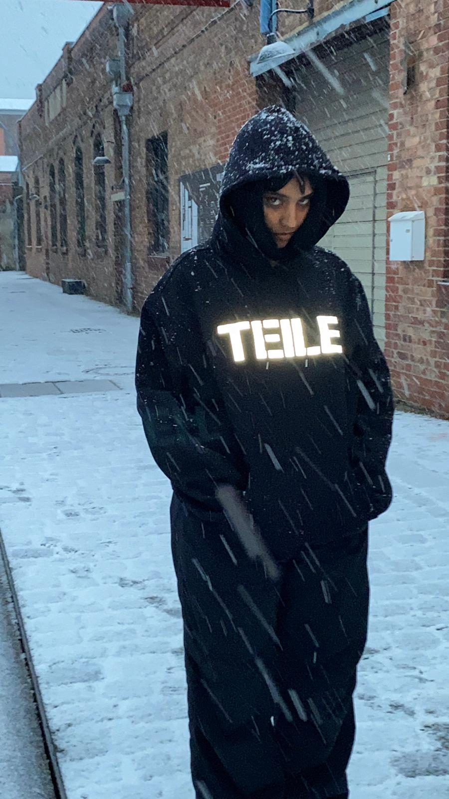TEILE Reflective Hoodie